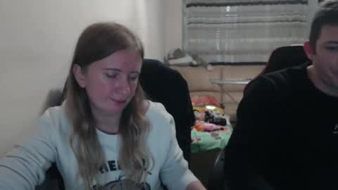 Snapshot of jenisandpeter chatting on October 7, 2025, 6:16 pm JenisAndPeter online show from October 7, 2025, 6:16 pm