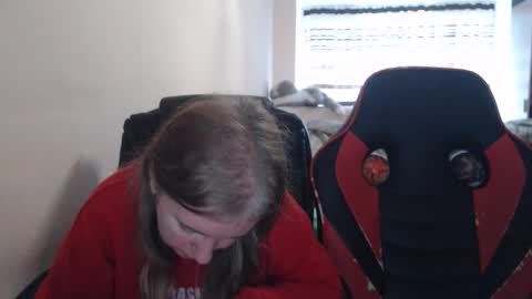 Snapshot of jenisandpeter chatting on November 18, 2025, 8:30 am JenisAndPeter online show from November 18, 2025, 8:30 am