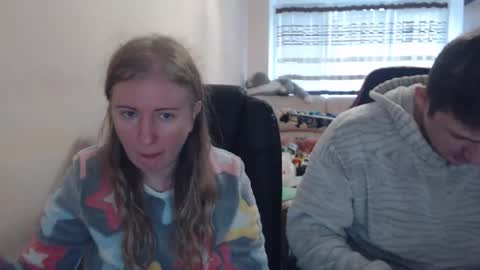 Snapshot of jenisandpeter chatting on November 22, 2025, 8:24 am JenisAndPeter online show from November 22, 2025, 8:24 am