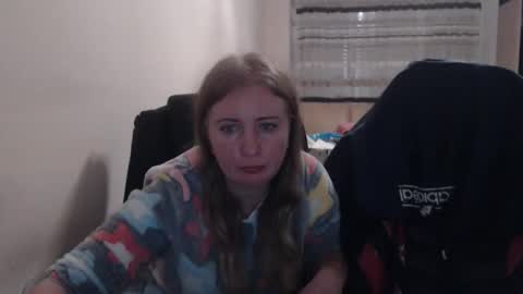 Snapshot of jenisandpeter chatting on December 18, 2025, 6:25 pm JenisAndPeter online show from December 18, 2025, 6:25 pm