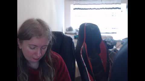 Snapshot of jenisandpeter chatting on February 24, 2026, 8:12 am JenisAndPeter online show from February 24, 2026, 8:12 am