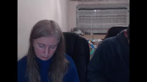 Snapshot of jenisandpeter chatting on February 24, 2026, 8:18 pm JenisAndPeter online show from February 24, 2026, 8:18 pm