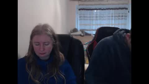 Snapshot of jenisandpeter chatting on February 26, 2026, 5:28 am JenisAndPeter online show from February 26, 2026, 5:28 am