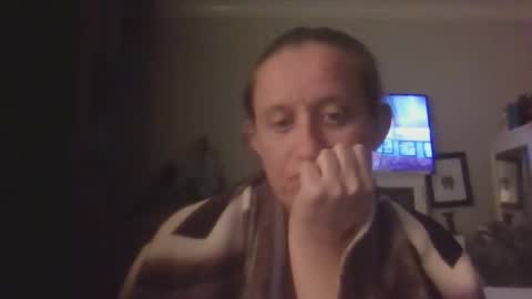 love me for who i am...I have a pussy so i make the rules... online show from April 3, 2026, 2:42 am