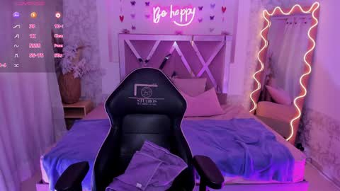 jenna_tay1 online show from April 9, 2026, 7:30 pm