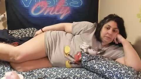 Snapshot of jennabrady chatting on March 4, 2026, 12:05 am Dragon Queen. Be my Dragon -- and online show from March 4, 2026, 12:05 am