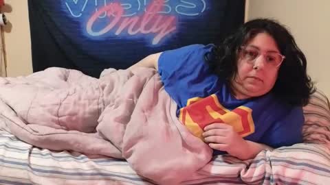 Snapshot of jennabrady chatting on April 2, 2026, 9:29 am Dragon Queen. Be my Dragon -- and online show from April 2, 2026, 9:29 am