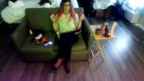 Snapshot of jennacd4life chatting on July 4, 2026, 12:06 am Jenna Cross online show from July 4, 2026, 12:06 am