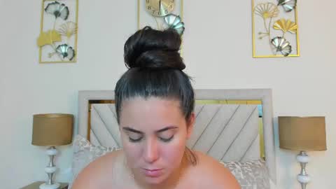 Snapshot of jenner_madison chatting on July 4, 2026, 12:33 pm jenner_madison online show from July 4, 2026, 12:33 pm