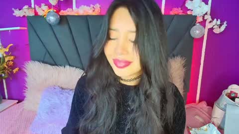 Snapshot of jenner_mills chatting on December 12, 2024, 10:56 am Jenner online show from December 12, 2024, 10:56 am