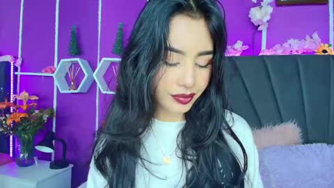 Snapshot of jenner_mills chatting on December 14, 2024, 6:56 am Jenner online show from December 14, 2024, 6:56 am