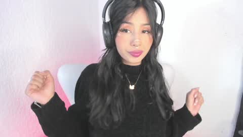 Snapshot of jenner_mills chatting on December 27, 2024, 3:42 am Jenner online show from December 27, 2024, 3:42 am