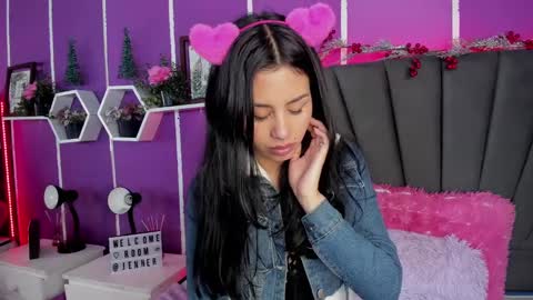 Snapshot of jenner_mills chatting on December 29, 2024, 9:39 am Jenner online show from December 29, 2024, 9:39 am