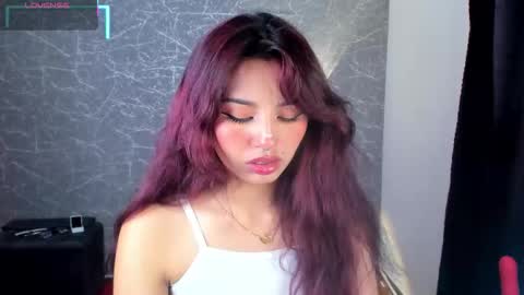 Snapshot of jenner_mills chatting on October 22, 2025, 9:47 pm Jenner online show from October 22, 2025, 9:47 pm