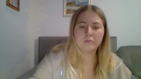 Nicol online show from December 19, 2025, 8:05 pm