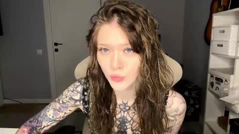 Snapshot of jenniehospelhorn chatting on June 10, 2026, 9:19 am Michelle online show from June 10, 2026, 9:19 am