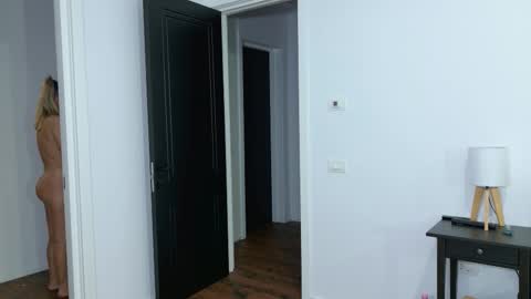 Jenny online show from November 24, 2025, 8:30 pm