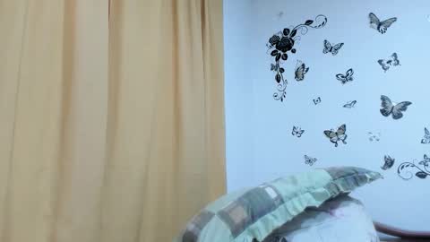 jenniferloveyou online show from February 11, 2026, 4:45 pm