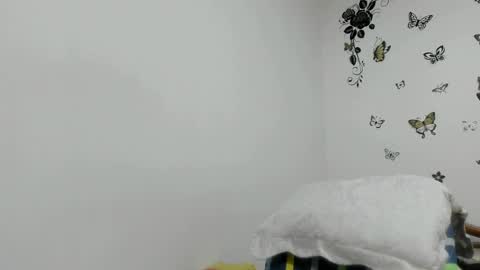 jenniferloveyou online show from April 6, 2026, 4:41 pm