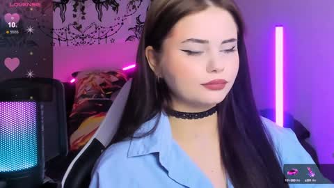 Jenni online show from December 20, 2024, 1:11 pm