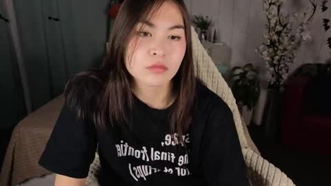 Jenni online show from October 28, 2025, 1:47 pm