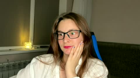Jenni online show from June 14, 2026, 11:07 pm