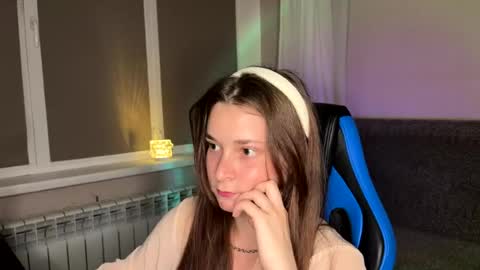 Jenni online show from June 30, 2026, 10:11 pm