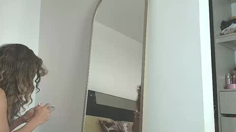 Jenn online show from January 16, 2026, 5:17 pm