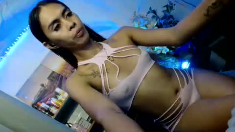 PRETTY JENNY online show from March 16, 2026, 6:39 am