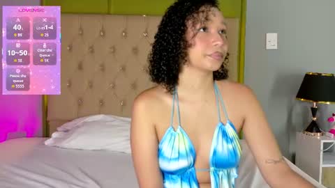Snapshot of jenny__lawrence chatting on July 13, 2026, 7:05 pm jenny__lawrence online show from July 13, 2026, 7:05 pm