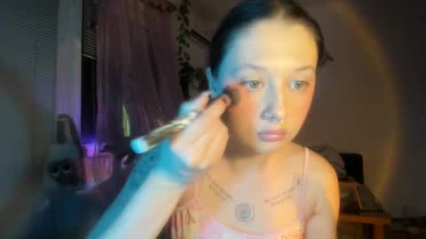 Jennifer Jenny Darling   online show from March 19, 2026, 8:02 pm