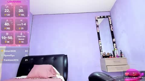 Snapshot of jenny_evans82 chatting on January 6, 2025, 4:26 am jenny online show from January 6, 2025, 4:26 am