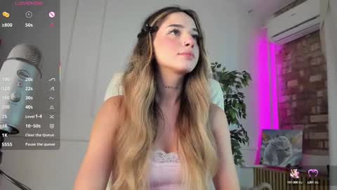 Snapshot of jenny_harringtons chatting on September 28, 2025, 7:03 am jenny_harringtons online show from September 28, 2025, 7:03 am