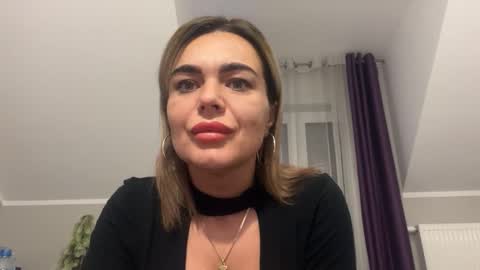 Snapshot of jenny_play1 chatting on February 5, 2025, 7:50 am Jenny online show from February 5, 2025, 7:50 am