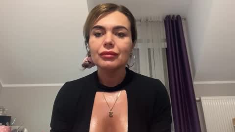 Snapshot of jenny_play1 chatting on February 14, 2025, 8:52 am Jenny online show from February 14, 2025, 8:52 am