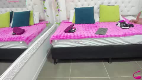 Snapshot of jenny_stark chatting on November 3, 2025, 11:11 am jenny_stark online show from November 3, 2025, 11:11 am