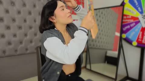 Snapshot of jenny_towers chatting on October 7, 2025, 1:03 am jenny_towers online show from October 7, 2025, 1:03 am