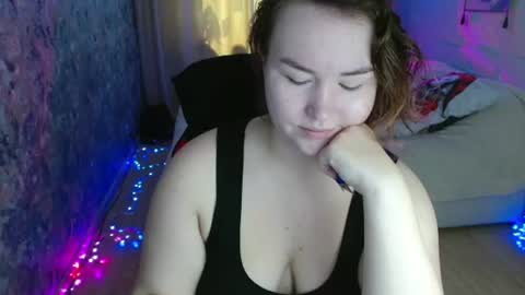 Jenny online show from June 21, 2026, 5:10 am
