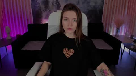 Snapshot of jennydens chatting on February 26, 2025, 2:37 am Jenny NO Nude online show from February 26, 2025, 2:37 am