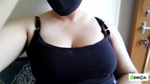 Snapshot of jennydolphin chatting on July 7, 2026, 6:47 am Jenny online show from July 7, 2026, 6:47 am