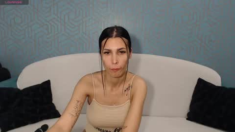 Snapshot of jennyxxx00 chatting on May 20, 2026, 8:26 pm Jenny online show from May 20, 2026, 8:26 pm