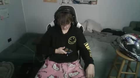 jerimiahslhong online show from November 11, 2025, 1:49 am