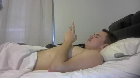 Snapshot of jerkjon1692 chatting on April 19, 2026, 7:05 pm jerkjon1692 online show from April 19, 2026, 7:05 pm