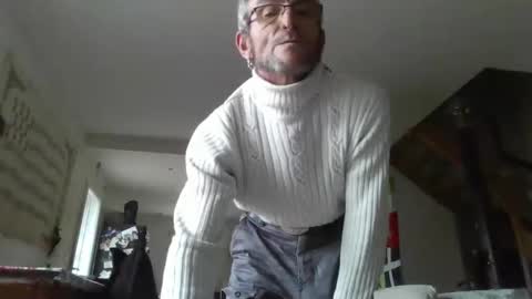 jerome8421 online show from January 15, 2026, 11:37 am