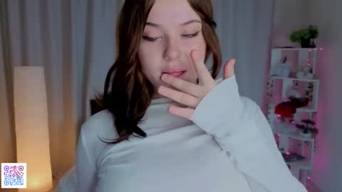 Snapshot of jerricaezelle chatting on October 31, 2025, 5:36 pm Keira online show from October 31, 2025, 5:36 pm