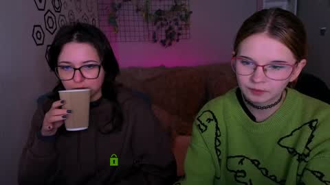 Jerry online show from April 7, 2026, 1:33 pm