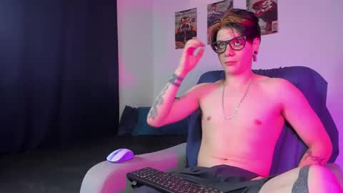 Angelo online show from October 1, 2025, 2:28 am