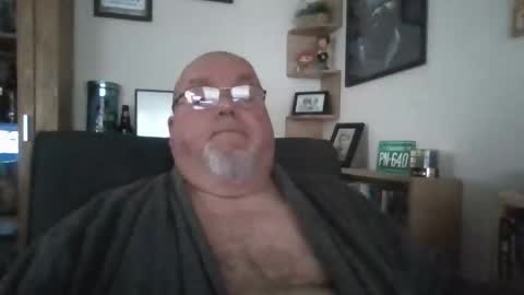Snapshot of jerseyhammer01 chatting on October 16, 2025, 7:53 am Harry online show from October 16, 2025, 7:53 am