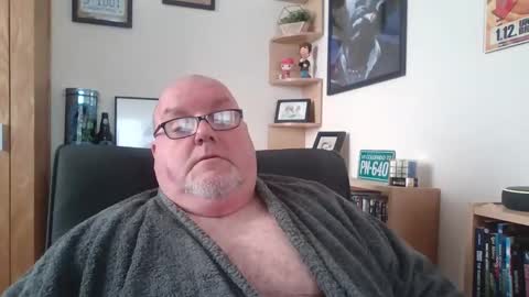 Snapshot of jerseyhammer01 chatting on November 23, 2025, 10:37 am Harry online show from November 23, 2025, 10:37 am