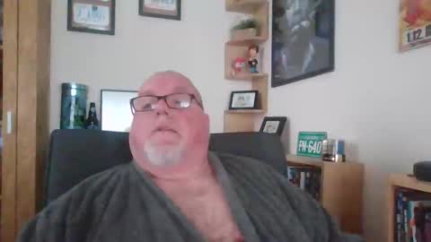 Snapshot of jerseyhammer01 chatting on December 21, 2025, 10:55 am Harry online show from December 21, 2025, 10:55 am